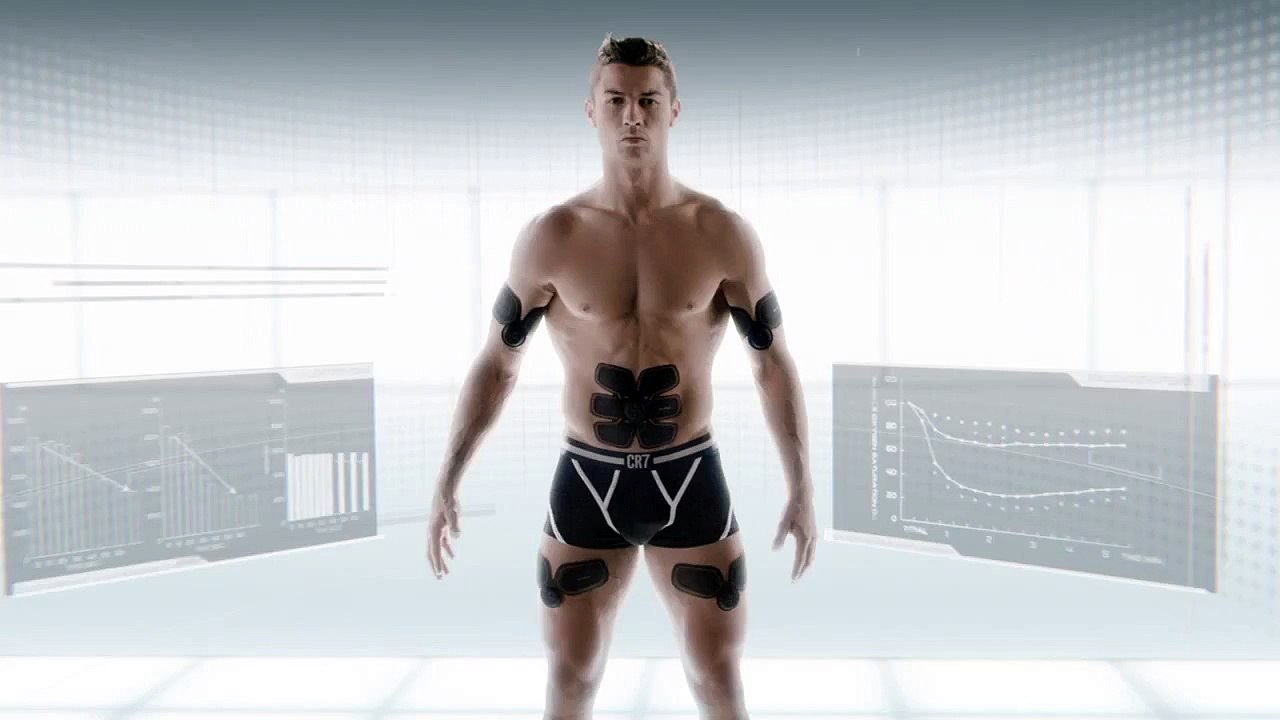 Cristiano Ronaldo est l’égérie de l’appareil de musculation Sixpad