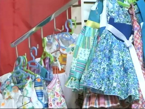 Mujeres empresarias realizan feria con opciones para regalos navideños