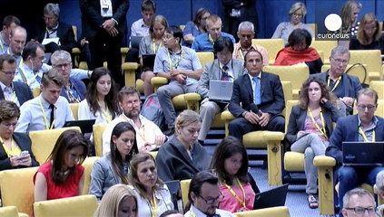تحديد يوم الاحد 12 تموز يوليو 2015 كموعد لقمة اوروبية يصدر عنها القرار النهائي بما يخص الازمة اليونانية.