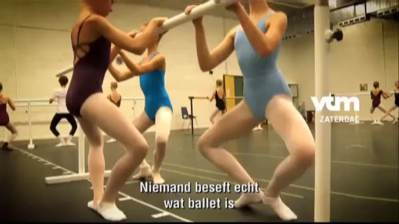 Royal Ballet School Antwerp . Artistic Director Michael Shannon , VTM-TV Trailer "Young Swans"