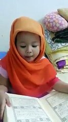 Cute Baby Reciting Quran