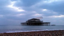 Brighton West Pier - Starlings Flocking HD 14mins