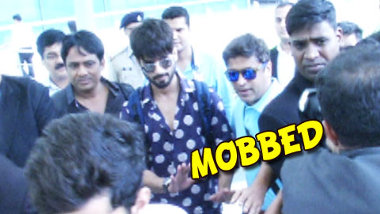 (VIDEO) OMG Shahid Kapoor Mobbed By Delhi Media | Shahid Kapoor & Mira Rajput Marriage