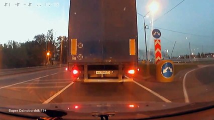 Подборка Аварий Грузовиков / Truck Crash Compilation / © #28 / Аварии Грузовиков 2015 / Аварии и ДТП
