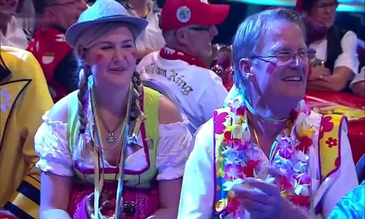 Dieter Röder als Ne Knallkopp bei Karnevalissimo Köln 2015 f