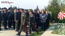 Defence Minister and General Manvel Grigoryan visited Vazgen Sargsyan's tomb