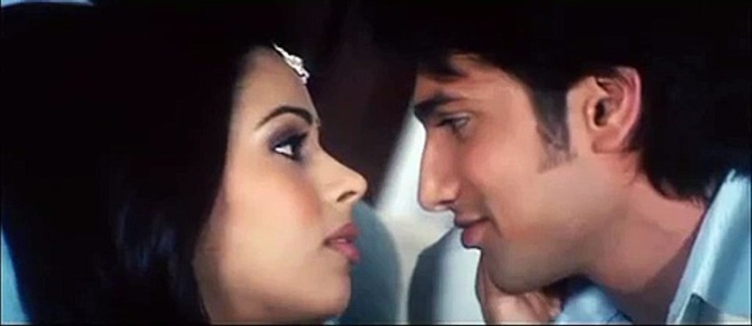 Mallika Sherawat and Karan khanna Kissing Scene - Bachke Rehna Re Baba Of Love - Promise Kiss - Pakfiles.com