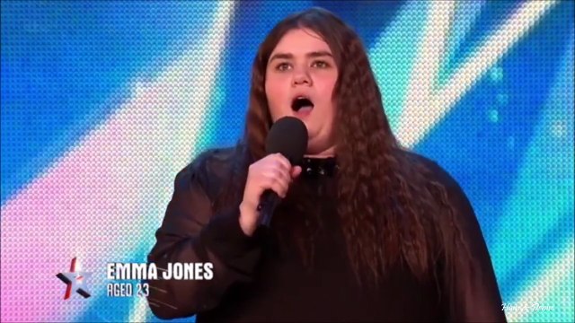 Emma Jones Beautiful Performance of Ave Maria