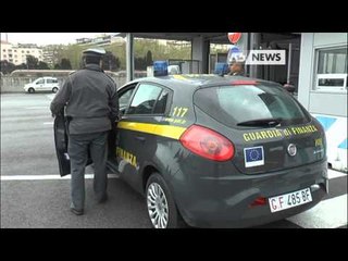 CAMICE FALSE SEQUESTRATE IN PORTO A TRIESTE