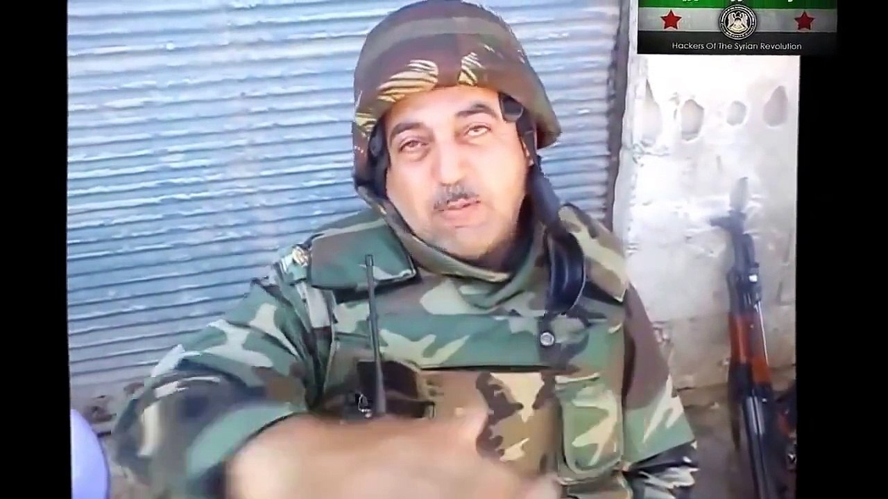 مسرب من جهاز حاسوب ضابط من الطائفة العلوية