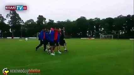 Trabzonspor'da  Bourceanu acı içinde yerde kaldı