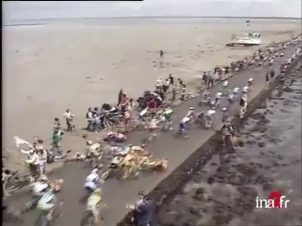 Pires accidents : Chutes lors du passage du Gois TDF 1999