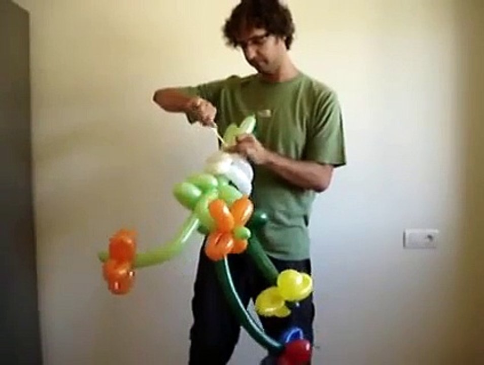 RAMO DE FLORES - FIGURA NORMAL - CURSO GLOBOFLEXIA GLOBOS BALLOON