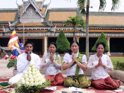 Khmer New Song 2015, Khmer Smoth By Ne tLi Eng , Buddhist Chants & Peace Music - Music