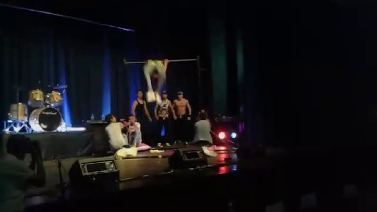 Calisthenics Show (Street workout Morocco) - [Part2] Bar Street 2015