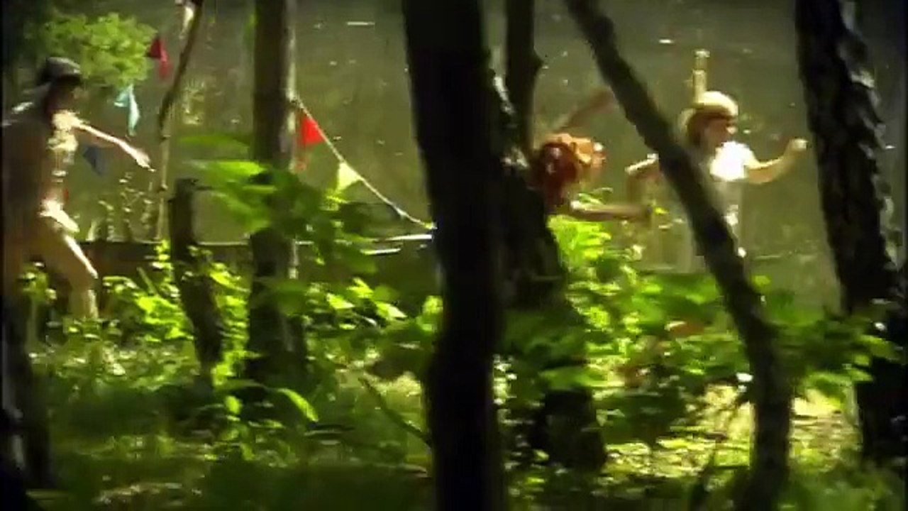 Ballet Shoes - Trailer (Starring: Emma Watson, Yasmin Paige, Lucy Boynton)