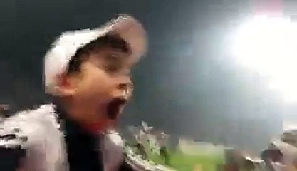 Beşiktaş Liverpool Maçındakı Top Toplayıcı Çocuğun Sevinci