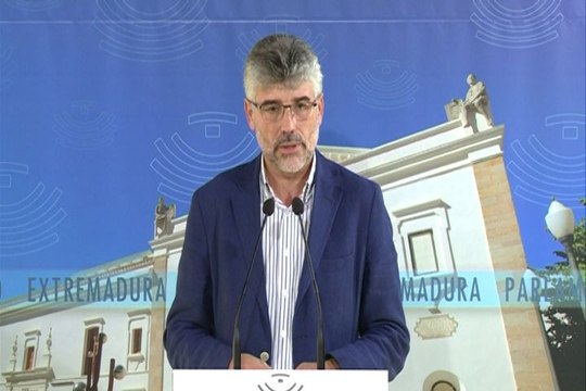 Los diputados del PSOE regresarán a la parte izquierda de la Asamblea