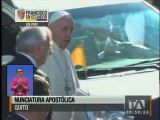 Papa Francisco sale de Nunciatura Apostólica rumbo a Tumbaco