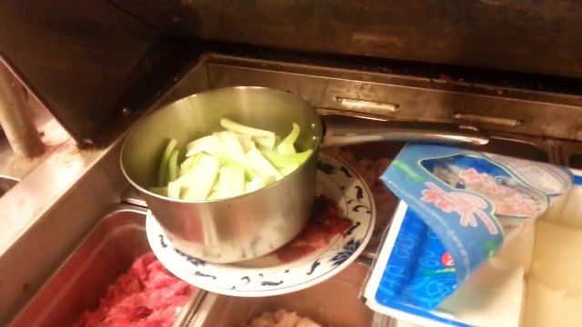 Les cuisines très sales d'un restaurant Chinois