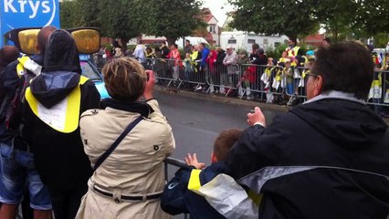 La caravane du Tour de France à Angres