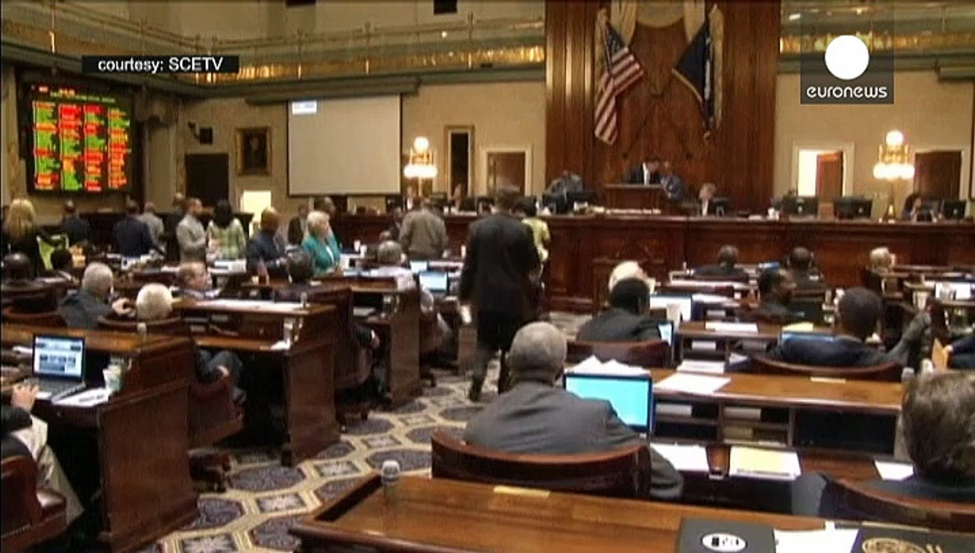 ⁣Звіяний вітром: у Південній Кароліні приберуть прапор Конфедерації