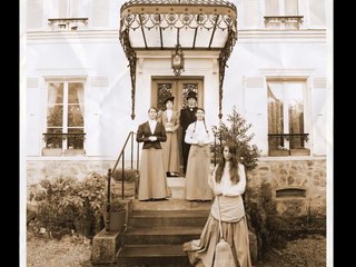 LA NEBULEUSE D'HIMA Le Chant Du Cygne (Lyrics)