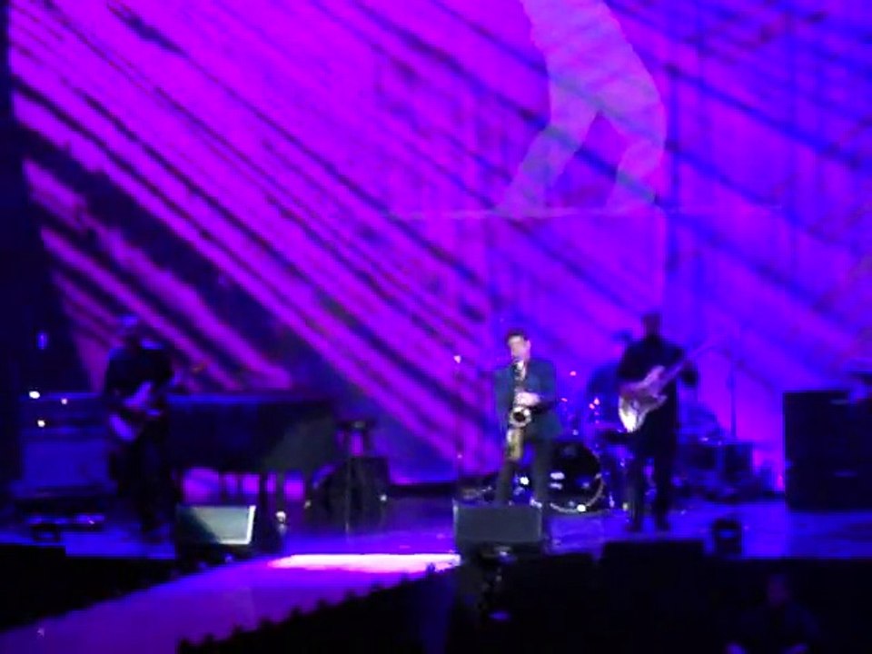Dave Koz - Jazz Saxophonist     (Got To You,  Into My Life)