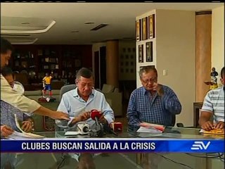 Directivos reunidos en la FEF