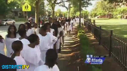 Amazing Homeless High School Student Graduates With Honors
