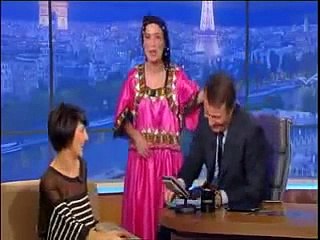 Amelle Chahbi dans CE SOIR AVEC ARTHUR invitée Florence foresti