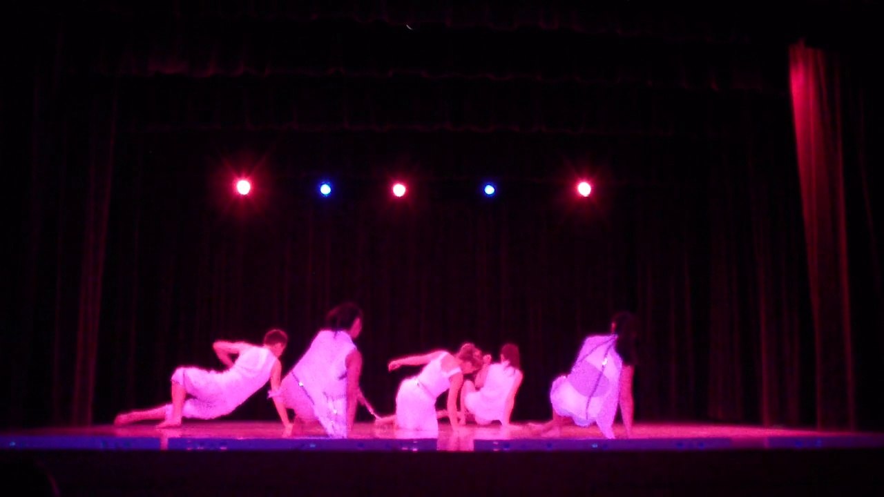 BREAK FREE par les ados de Romilly gala 2015 samedi  MJC de MARIGNY LE CHATEL