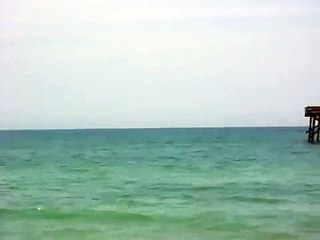 UFO FILMED OFFSHORE FROM FLAGLER BEACH FLORIDA, NO BIRD, NO PLANE, NO JOKE
