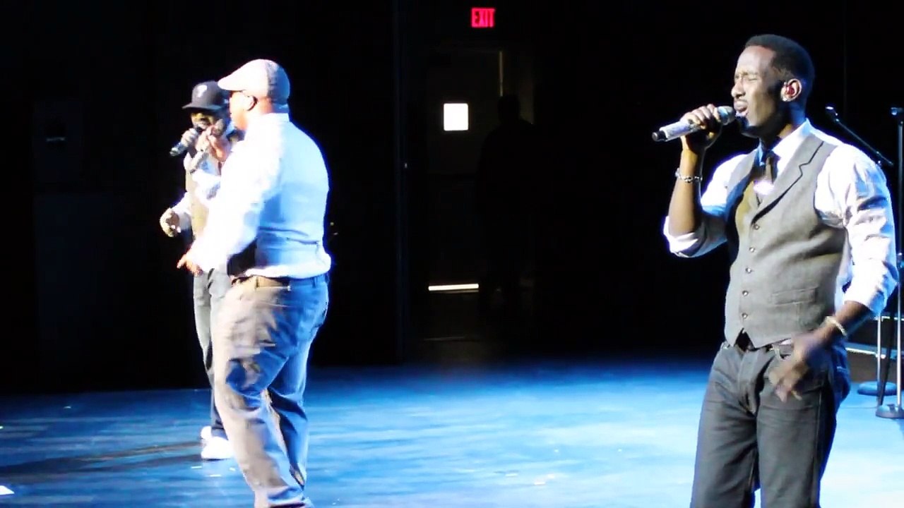 Boyz II Men 2013 Live "Down on bended Knees".