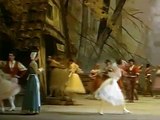 Adam - Giselle - Act 2: Variation de Giselle - Natalia Bessmertnova