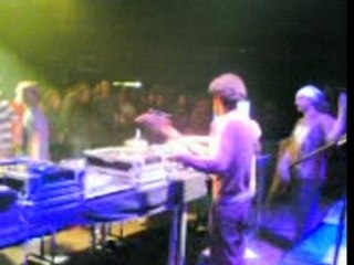 lion roots sound feat kanka