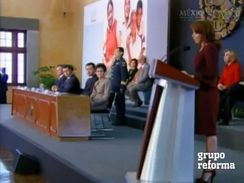 Asume Angélica Rivera presidencia de DIF