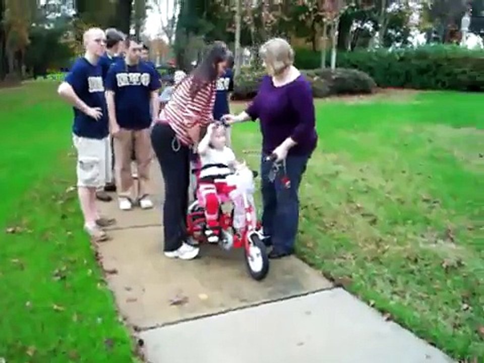 Pi Kappa Phi donates AmTryke to little girl in Mobile, AL