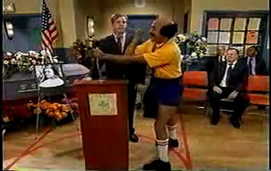 瘋電視-海因斯教練-非常嚴肅的紀念演說---MadTv-Coach Hines-The Mem...