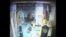 GHOSTS VIDEOS Ghost caught on tape at Barnsley Antique _ Scary videos of ghosts caught on tape-31ScKhtULyo