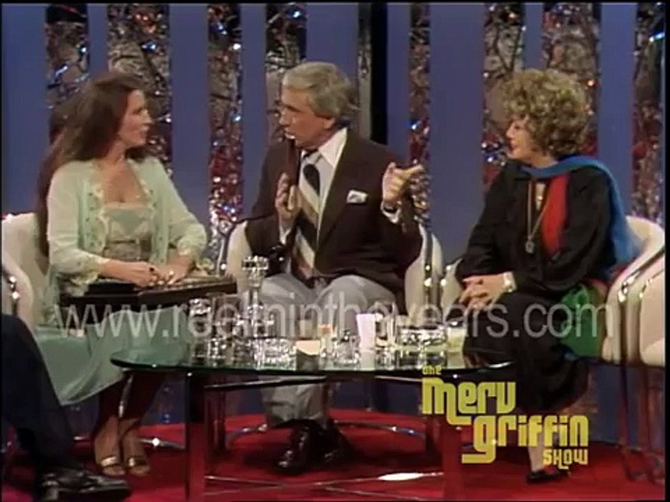June Carter Cash "Hello Stranger" / interview / "San Antonio Rose" (Merv Griffin Show 1980)