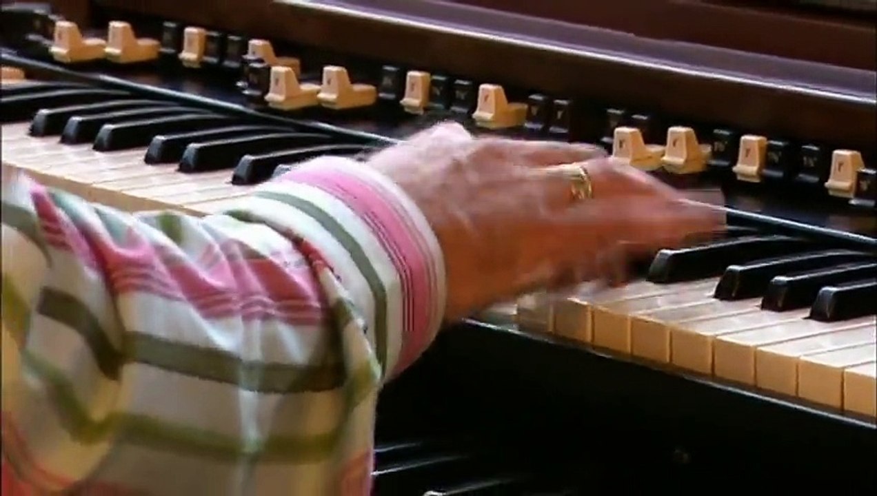 BY ASİL-PROCOL HARUM-A WHİTER SHADE OF PALE