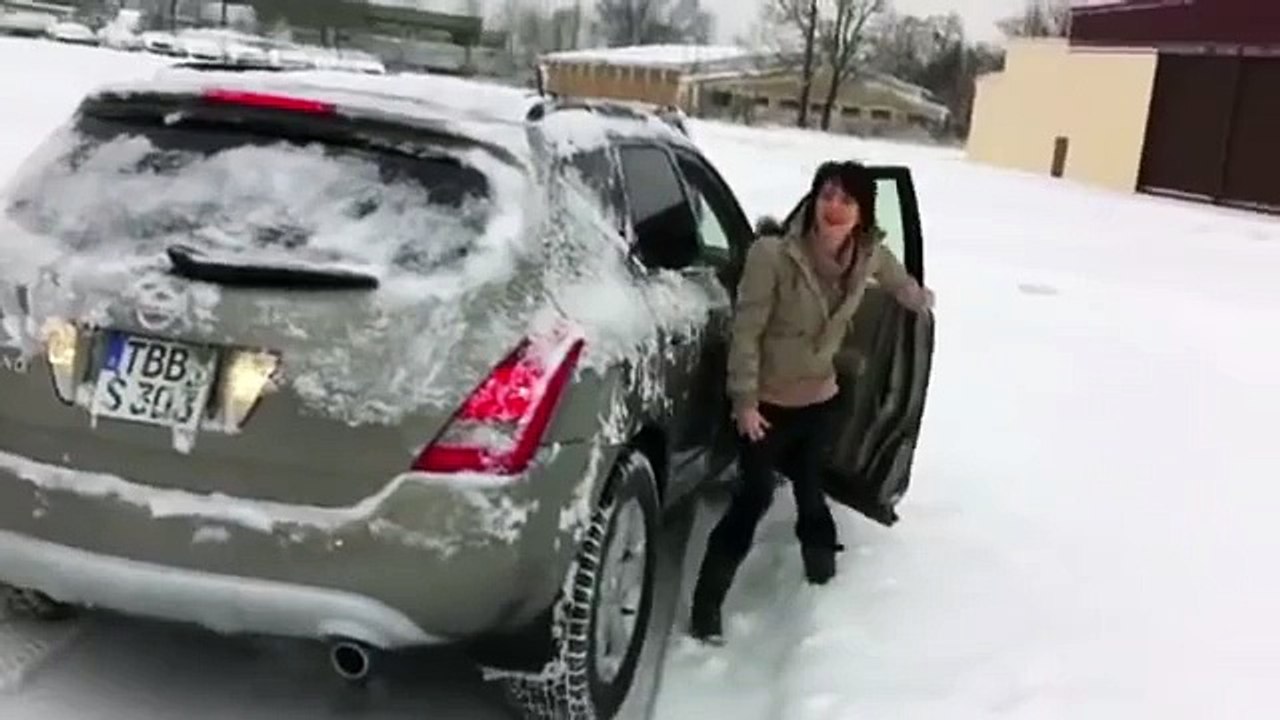 BMW X5 E53 V8 4.8is X5M / Mercedes Benz ML 320 W163 snow winter