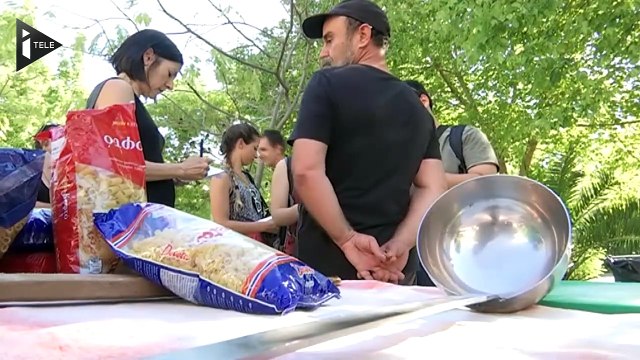 Sortir de la zone euro, une possibilité qui divise les Grecs