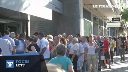 En Grèce, des files d'attentes à l'ouverture des banques