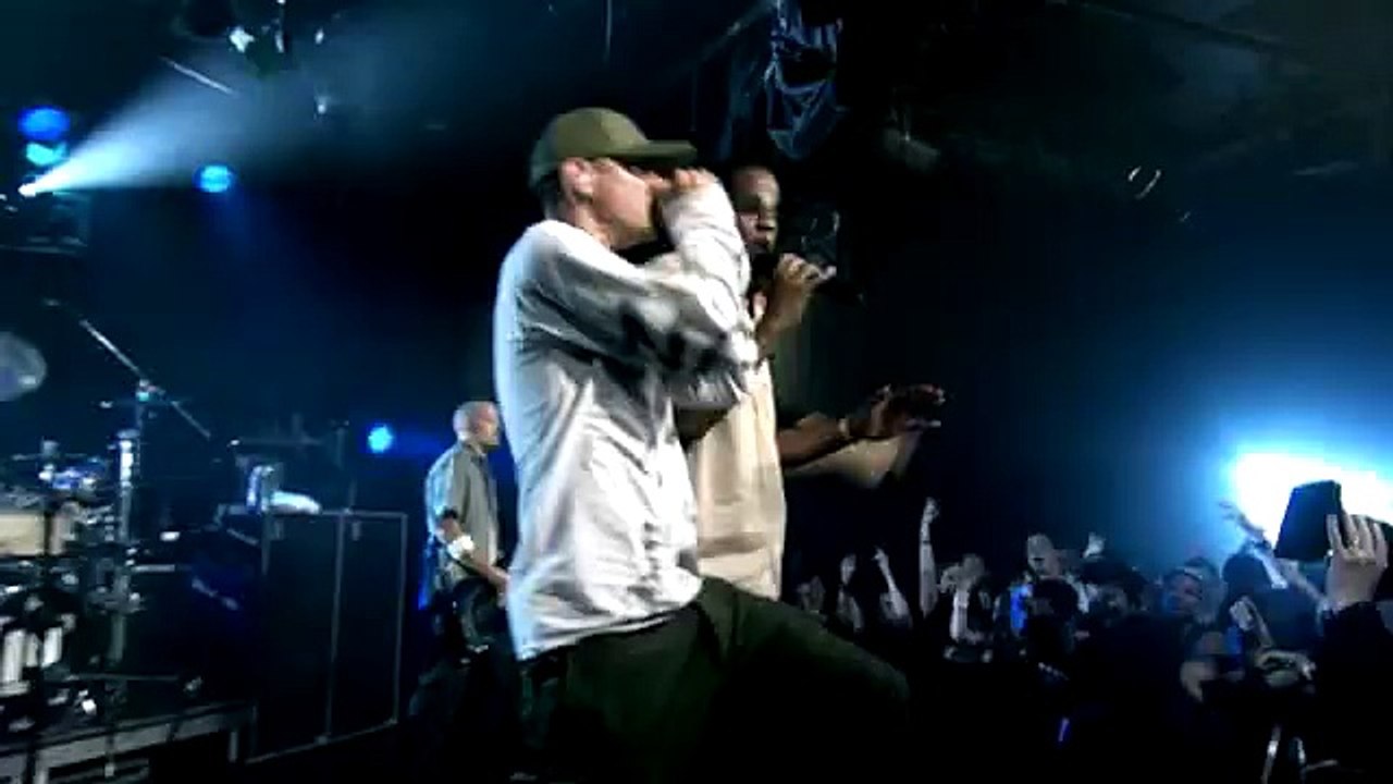 jay-z's Face when chester Screams