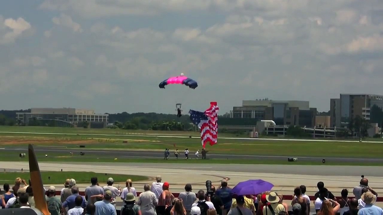 Amazing Airplane Tricks