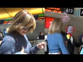 Jennifer Lopez Gets Confetti Thrown At Her By A Clown At LAX