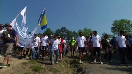 Srebrenica : une "marche pour la paix" 20 ans après le massacre