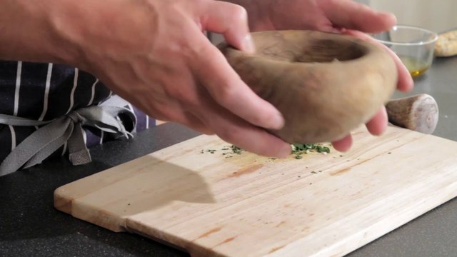 Comment faire une chapelure aux saveurs de Provence – Gourmand